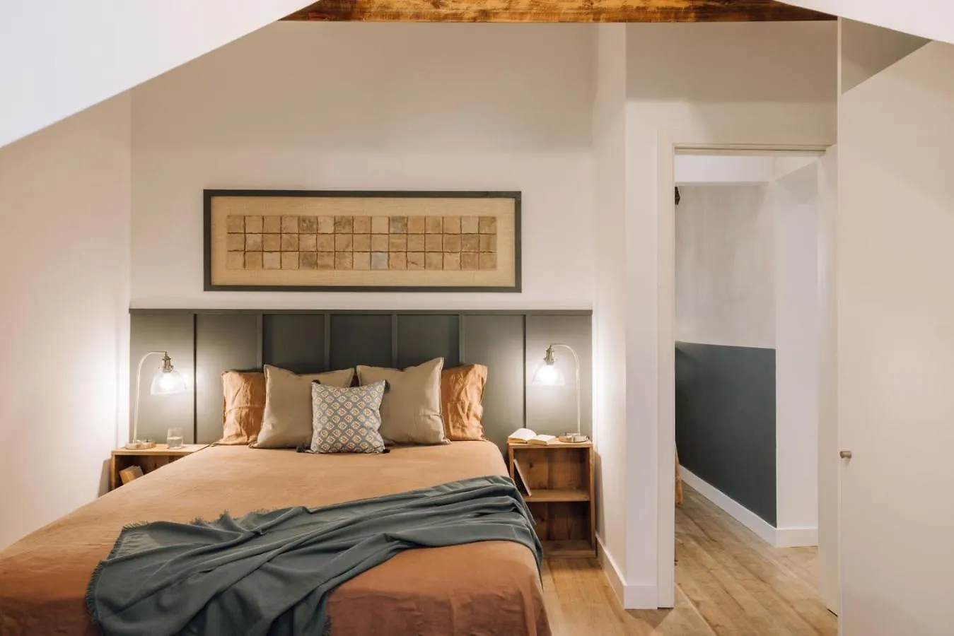 Bubion - 2 Bedrooms In Santo Antonio Lisboa 0*,