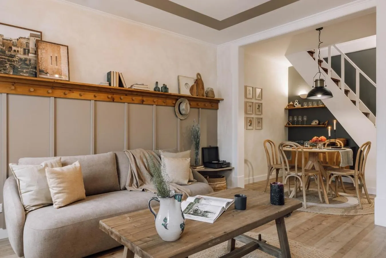 Bubion - 2 Bedrooms In Santo Antonio ile iletişim